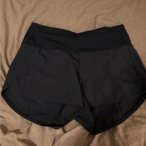 Lululemon 6’ Hottie Shorts